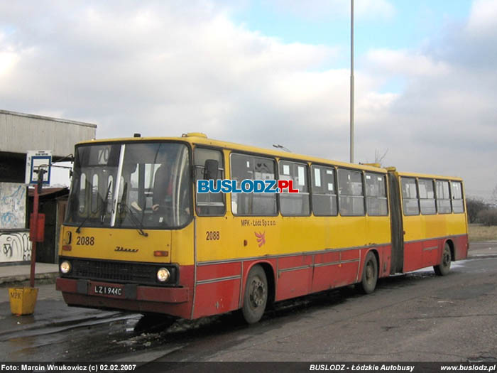 Ikarus 280.26 #2088 [70A], 02.02.2007r. Kracwka - Centrum Zdrowia Matki Polki. Foto: Marcin Wnukowicz (c)