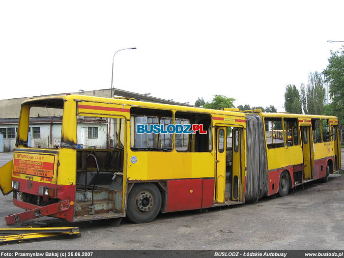 Ikarus 280.26 #2088 [-], 25.06.2007r. Teren zajezdni ul. Kiliskiego. Foto: Przemysaw Bakaj (c)