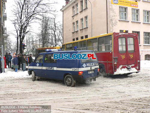 Volvo B10LA #3049 [60], 25.01.2007r. ul. Rewolucji 1905/ Sterlinga. Foto: ukasz Mizerski (c)