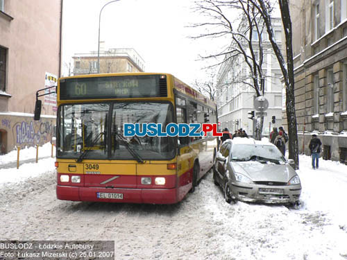 Volvo B10LA #3049 [60], 25.01.2007r. ul. Rewolucji 1905/ Sterlinga. Foto: ukasz Mizerski (c)