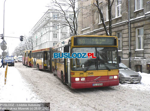 Volvo B10LA #3049 [60], 25.01.2007r. ul. Rewolucji 1905/ Sterlinga. Foto: ukasz Mizerski (c)