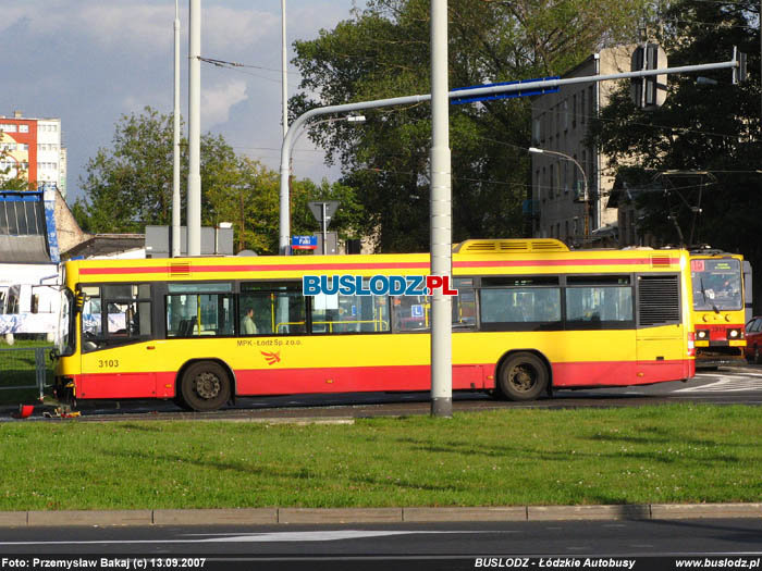 Volvo 7000 #3103, [53], 13.09.2007r. Rondo Solidarnoci. Foto: Przemysaw Bakaj (c)