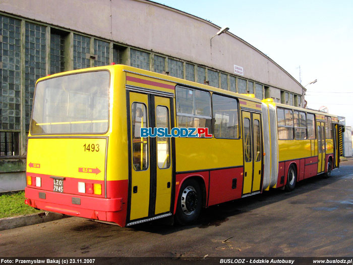 Ikarus 280.37C #1493 [-], 23.11.2007r. Zajezdnia, ul. Kiliskiego. Foto: Przemysaw Bakaj (c)