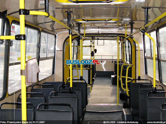 Ikarus 280.37C #1493 [-], 23.11.2007r. Zajezdnia, ul. Kiliskiego. Foto: Przemysaw Bakaj (c)