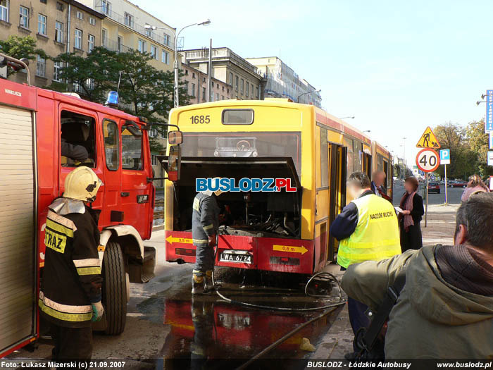 Jelcz M181MB2 #1685, [Z2], 21.09.2007r. Al. Kociuszki/ ul. wirki. Foto: ukasz Mizerski (c)