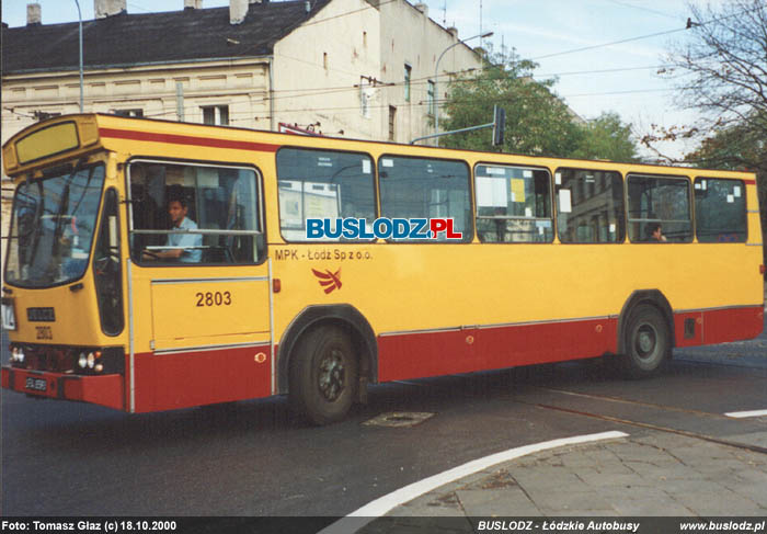 Jelcz M11 #2803 [72], 18.10.2000r. ul. Piotrkowska/ Czerwona. Foto: Tomasz Gaz (c)