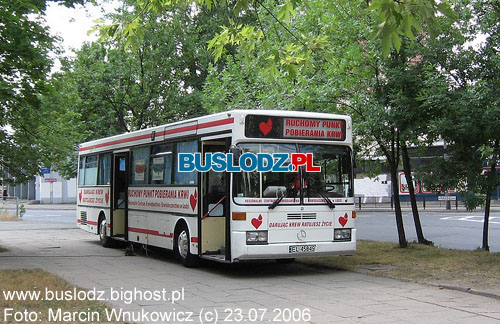 Mercedes Benz O405 #El 4584S, w dniu 23.07.2006r., ul. Tatrzaska / Feliskiego. Foto: Marcin Wnukowicz