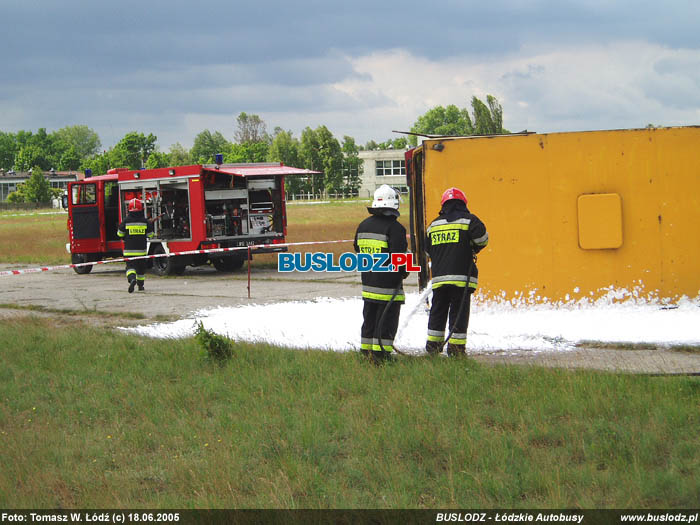 Jelcz M11 #2920, 18.06.2005r. Lotnisko Lublinek. Foto: Tomasz W. d (c)