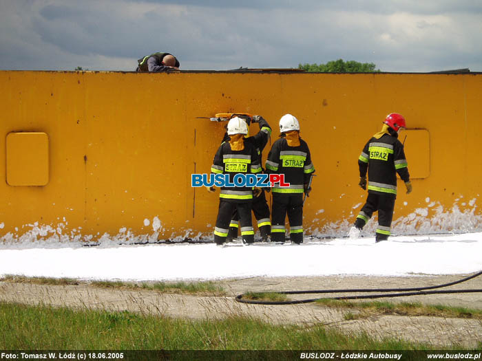 Jelcz M11 #2920, 18.06.2005r. Lotnisko Lublinek. Foto: Tomasz W. d (c)