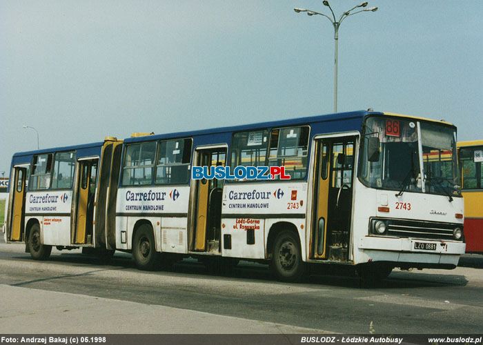 Ikarus 280.26 #2743 [86], 05.1998r. Kracwka - ul. Maratoska/ Popieuszki. Foto: Andrzej Bakaj (c)