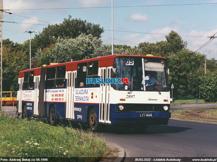 Ikarus 280.26 #2897 [69], 08.1998r. Rondo Lotnikw Lwowskich/ ul. Tagore'a. Foto: Andrzej Bakaj(c)