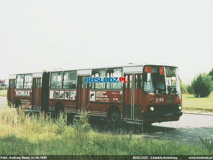 Ikarus 280.58 #2199 [76], 06.1998r. ul. Maratoska/ Popieuszki. Foto: Andrzej Bakaj (c)