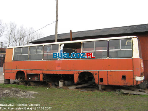 Ikarus 260.04 ex #2351, 17.01.2007r. Teren zajezdni PKS czyca w Sierpowie. Foto: Przemysaw Bakaj (c)