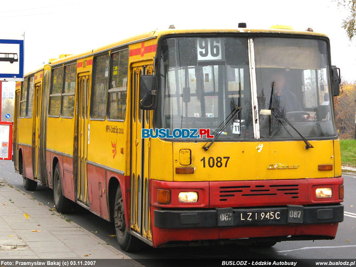 Ikarus 280.26 #1087'' [96], 03.11.2007r. ul. Przybyszewskiego/ Augustw. Foto: Przemysaw Bakaj (c)