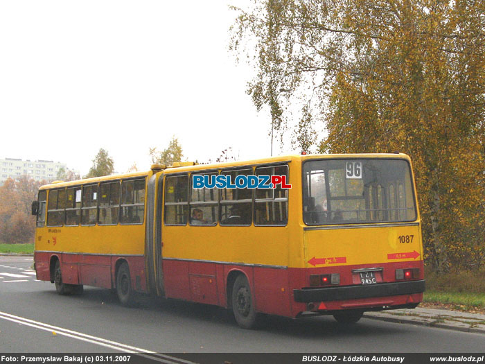 Ikarus 280.26 #1087'' [96], 03.11.2007r. ul. Przybyszewskiego/ Augustw. Foto: Przemysaw Bakaj (c)