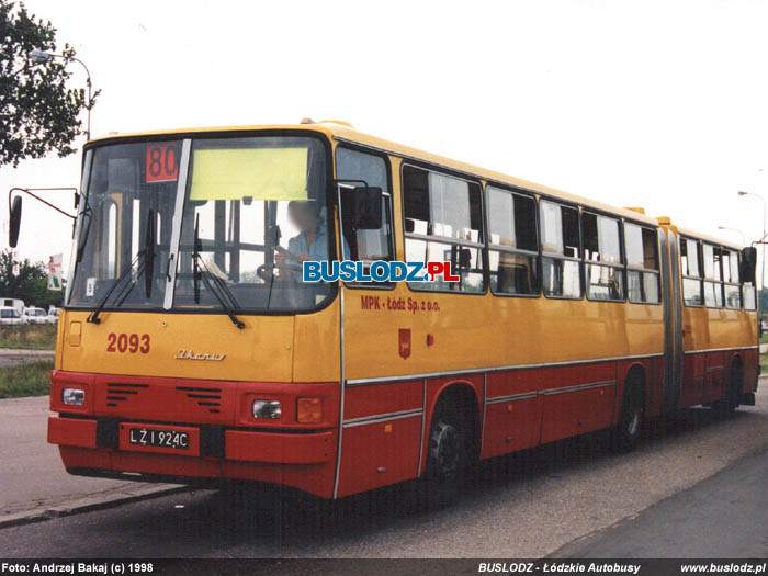 Ikarus 280.26 #2093 [80], 1998r. Kracwka, ul. Maratoska/ Popieuszki. Foto: Andrzej Bakaj (c)