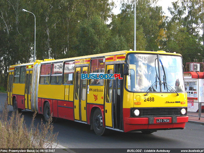 Ikarus 280.37C #2488 [98], 09.10.2007r. Kracwka - Janw. Foto: Przemysaw Bakaj (c)