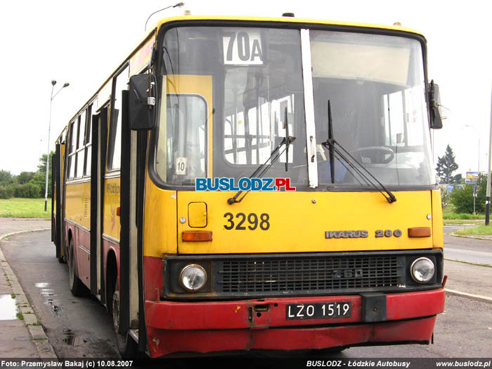 Ikarus 280.37 #3298'', [70A], 10.08.2007r. Kracwka - Szpital C.Z.M.P. Foto: Przemysaw Bakaj (c)