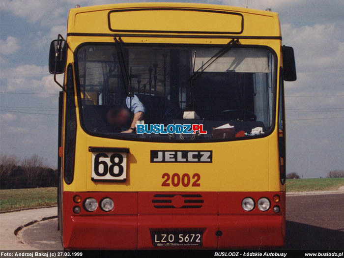 Jelcz M11 #2002 [68], 27.03.1999r. Kracwka, ul. Kusociskiego. Foto: Andrzej Bakaj (c)