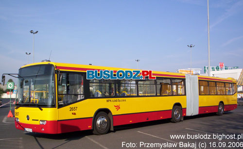 Mercedes Benz O345G Conecto #2657, w dniu 16.09.2006r., parking C.H. TULIPAN. Foto: Przemysaw Bakaj (c)