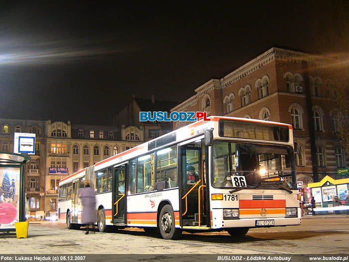 Mercedes Benz O405GN2 #1781 [86], 05.12.2007r., Plac Dbrowskiego. Foto: ukasz Hejduk (c)