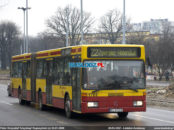 Mercedes-Benz O405GN #1781 [Z2], 24.01.2008r., ul. Pabianicka/ Rondo Lotnikw Lwowskich. Foto: Krzysztof 'krzyskup' Kupczyski (c)