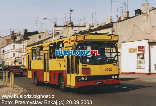 Jelcz MM11 #2902 [72], w dniu 20.09.2003r., ul. Rzgowska/ Plac Niepodlegoci. Foto: Przemysaw Bakaj.