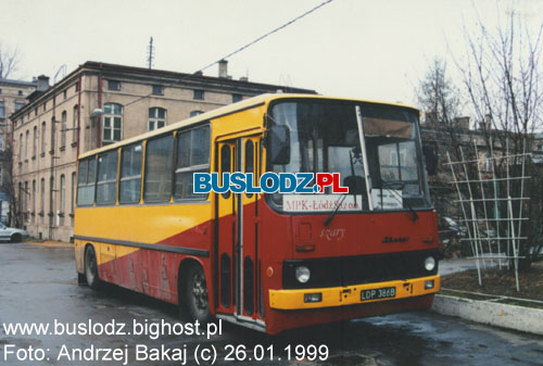 Ikarus #Szary, 26.01.1999r. - ZRT, ul. Tramwajowa. Foto: Andrzej Bakaj (c).