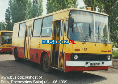 Ikarus #T-13, 1.06.1999r. - Kracwka, ul. Kusociskiego. Foto: Przemysaw Bakaj (c).