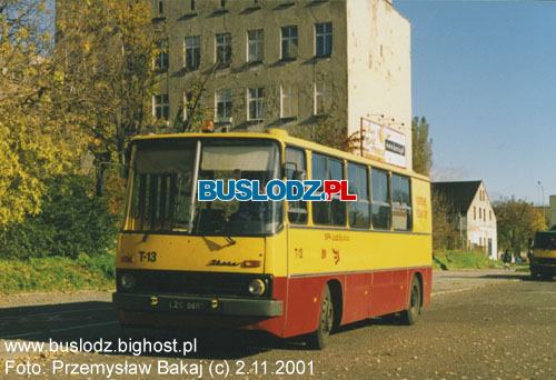 Ikarus #T-13, 2.11.2001r. - Al. Pisudskiego. Foto: Przemysaw Bakaj (c).