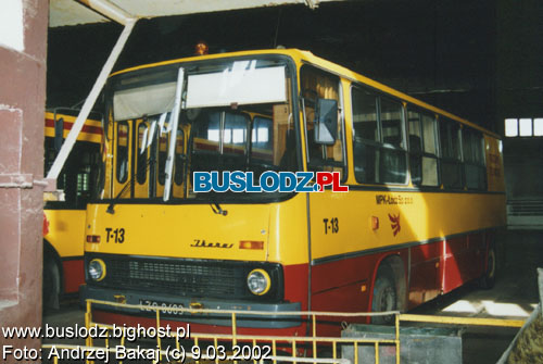 Ikarus #T-13, 9.03.2002r. - ZKA-1, ul. Kraszewskiego. Foto: Andrzej Bakaj (c).