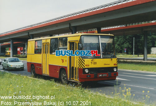 Ikarus #T-20, 10.07.2001r. - Al. Wkniarzy/Bandurskiego. Foto: Przemysaw Bakaj (c).