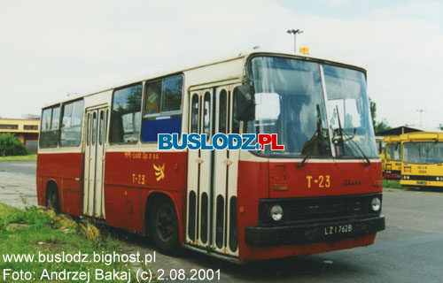 Ikarus #T-23, 2.08.2001r. - ZKA-2, ul. Nowe Sady. Foto: Andrzej Bakaj (c).