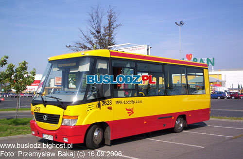 Jelcz M081MB/3 Vero #2628, w dniu 16.09.2006r., parking C.H. TULIPAN. Foto: Przemysaw Bakaj (c)