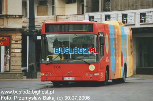 Volvo 7000 #3104 [ART], w dniu 30.07.2006r., Plac Wolnoci. Foto: Przemysaw Bakaj