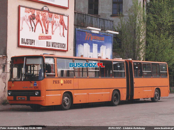 Ikarus 280.70 #LWE8881, 24.04.1999r., Dworzec Fabryczny. Foto: Andrzej Bakaj (c)