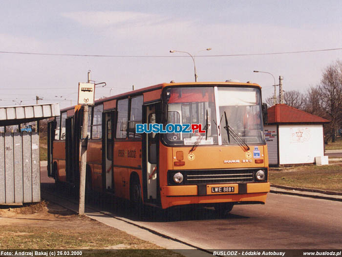 Ikarus 280.70 #LWE8881, 25.03.2000r., abieniec. Foto: Andrzej Bakaj (c)