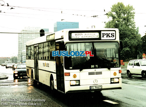 Mercedes Benz O405 #EL96675, w dniu 5.10.2002r. Al. Pisudskiego/ ul. Kiliskiego. Foto: Przemysaw Bakaj (c)