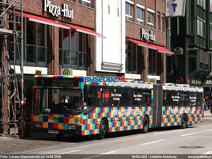 Mercedes-Benz O405GN #7328 [4], 13.06.2006r., Hamburg, U Gnsemarkt. Foto: ukasz Staniszewski (c)