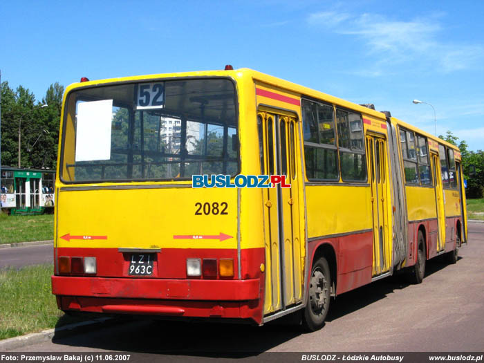 Ikarus 280.26 #2082, [52], 11.06.2007r., kracwka - ul. Paderewskiego/ Karpacka. Foto: Przemysaw Bakaj (c)